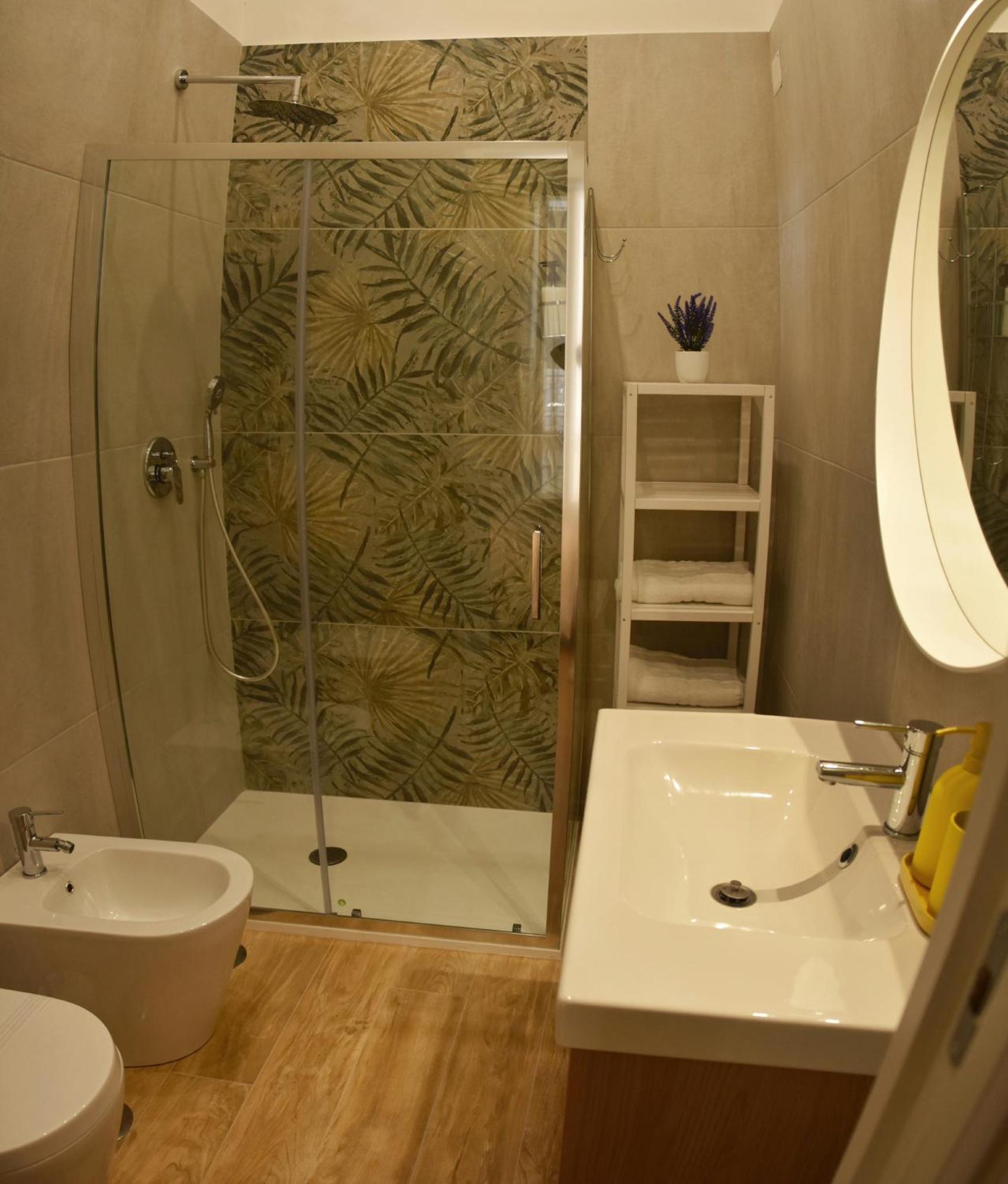 Centro Storico Rooms Napoli Bagian luar foto